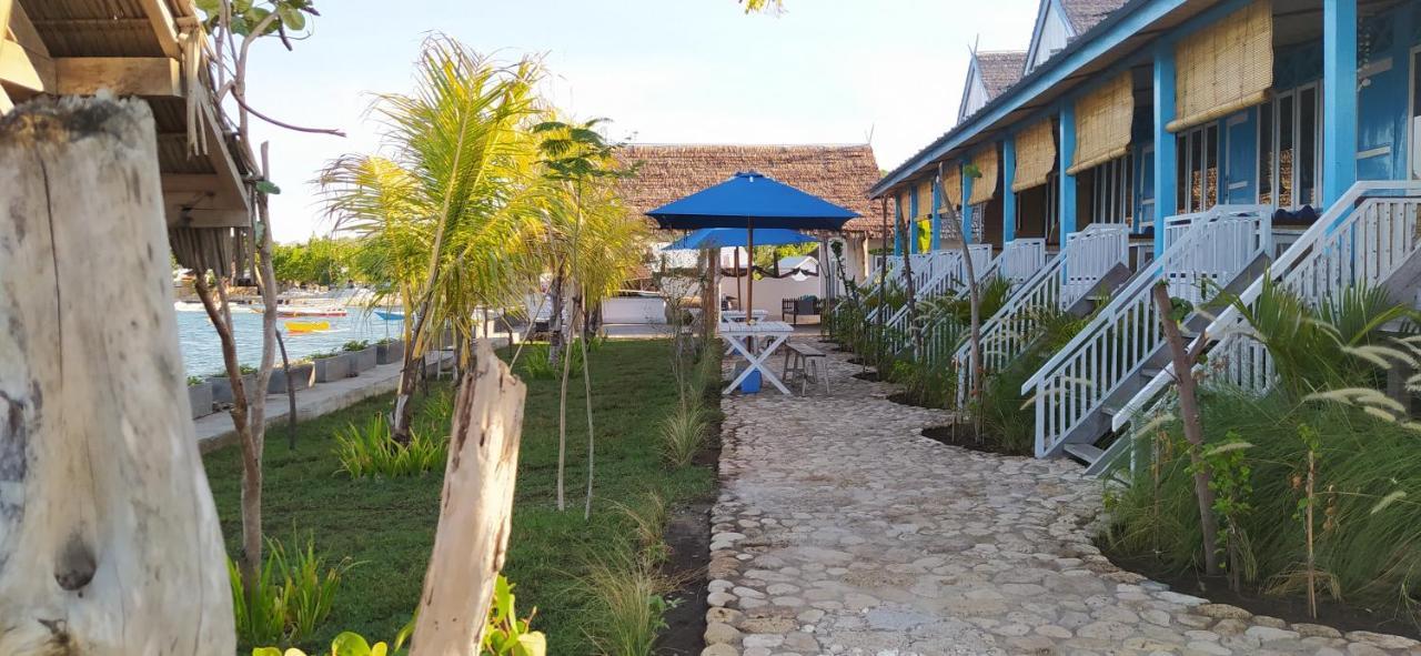 Moyo Island Resort Ngoại thất bức ảnh