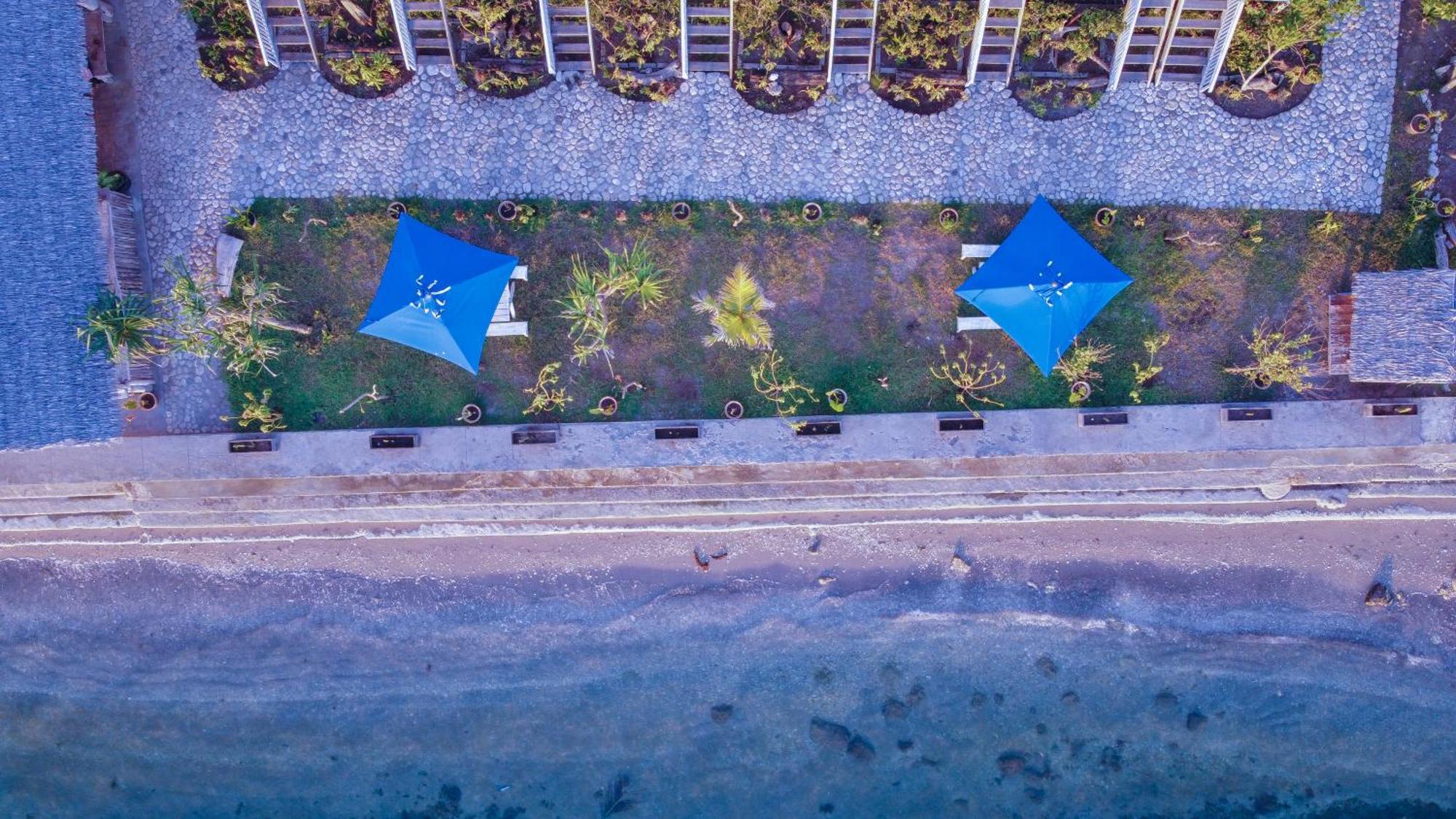 Moyo Island Resort Ngoại thất bức ảnh