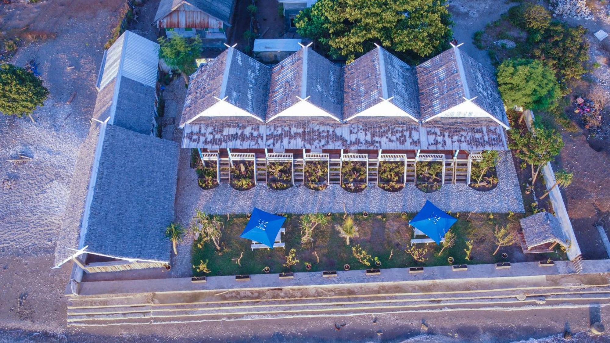 Moyo Island Resort Ngoại thất bức ảnh